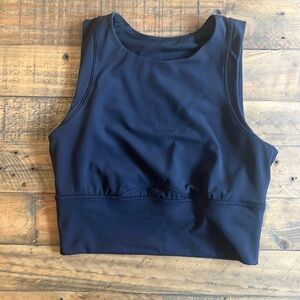 Lululemon black cropped tank bra top *like new* sz 6